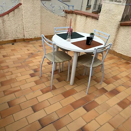 Apartament T2, 4 Couchages Avec Terrasse Privee, Proche De La Cure Thermale, Centre-ville Amélie-les-Bains-Palalda