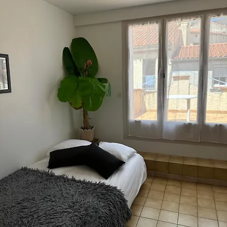 T2, 4 Couchages Avec Terrasse Privee, Proche De La Cure Thermale, Centre-ville Apartament